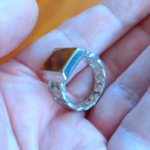Silver Amber Colored Rectangle Ring Size 5.25 - Picture 5 of 7